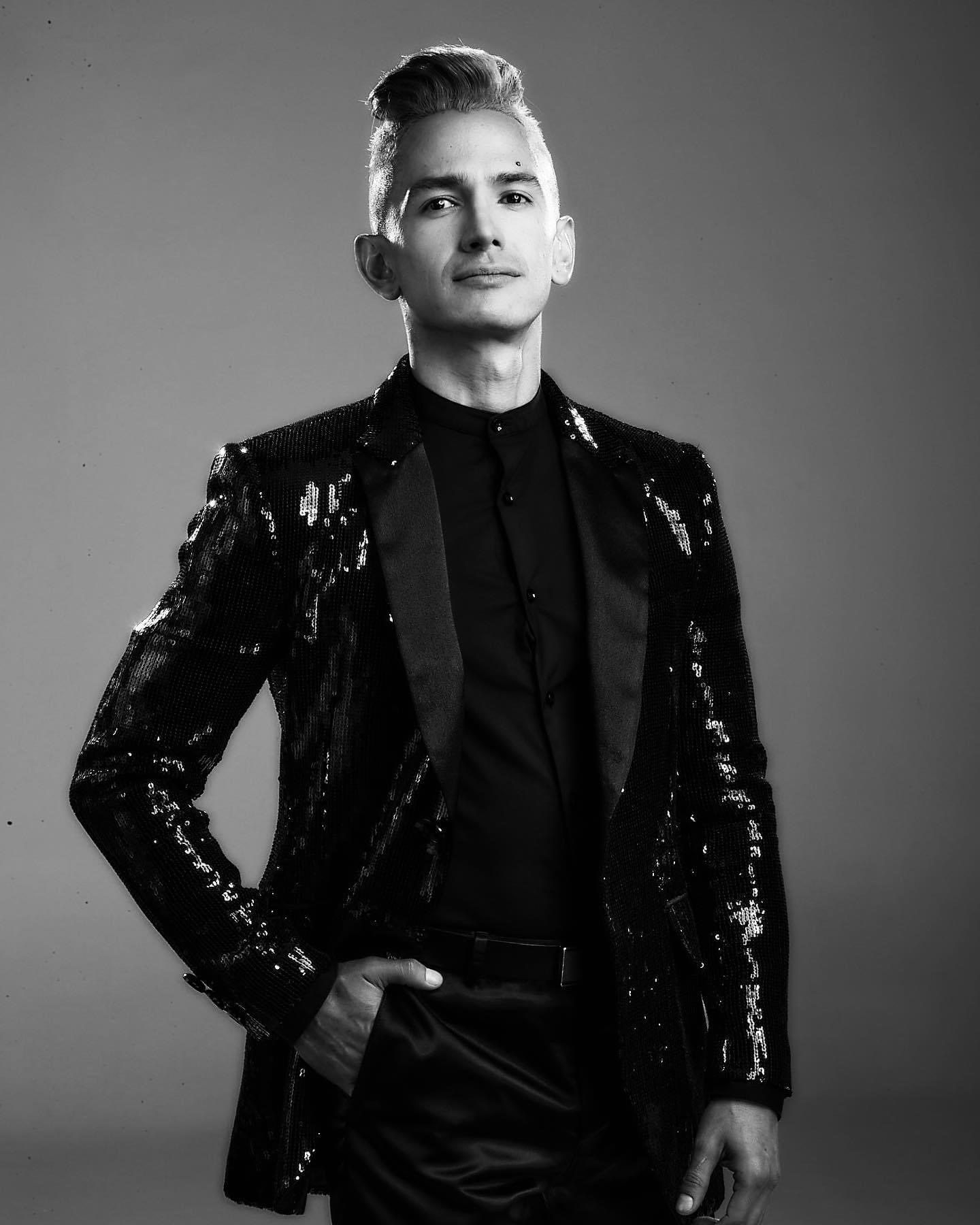 Juan Maya — CEO y Director Artístico de Maya Entertainment